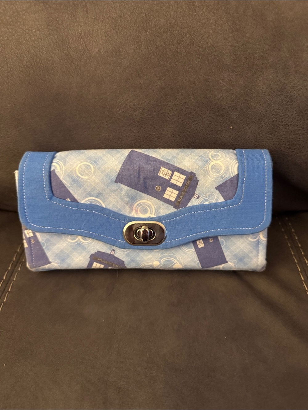 Doctor Who Tardis Blue Patterned Clutch Wallet - Blue Accent